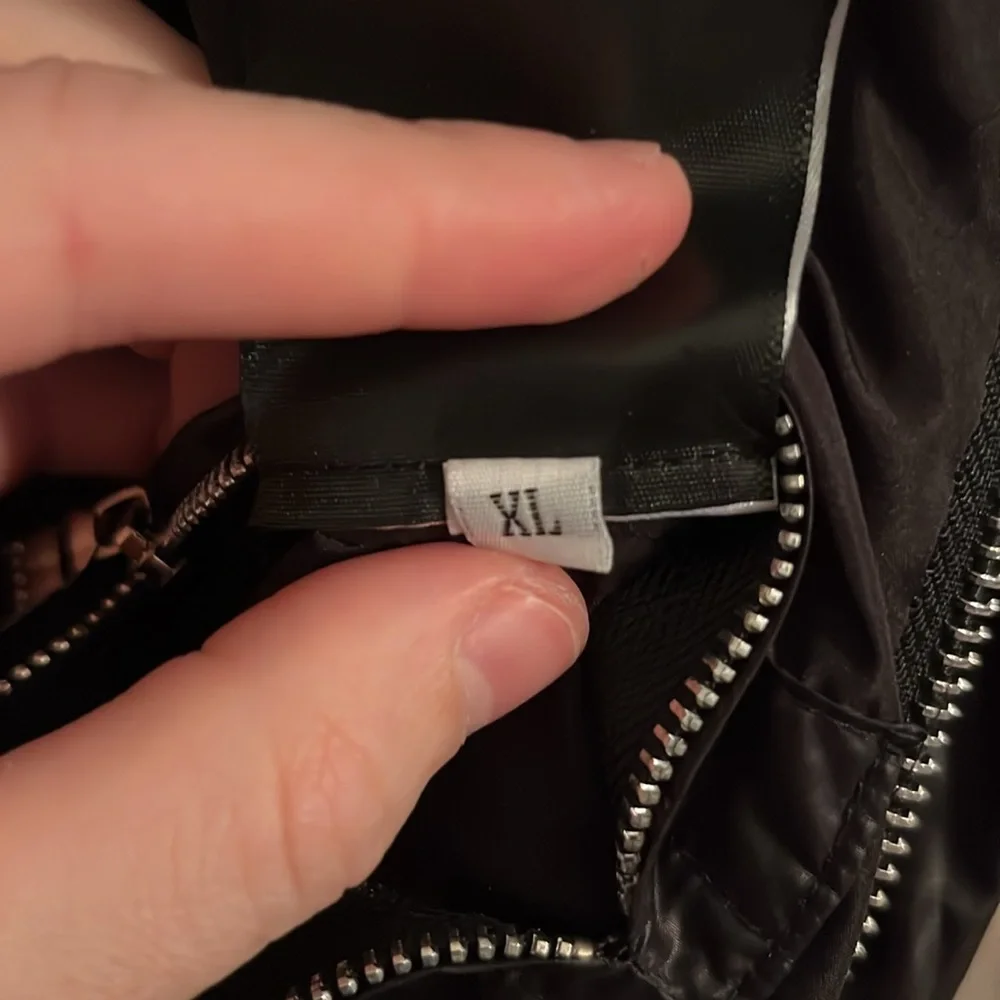 Gucci puffer jacket - Picture 8 of 8